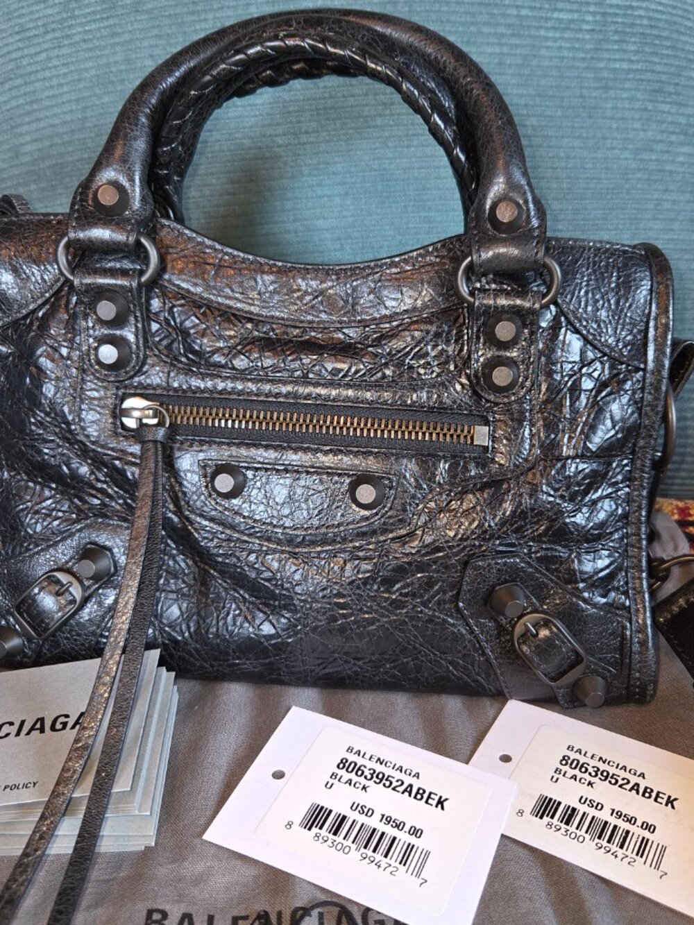 Balenciaga Le City Bag in Black